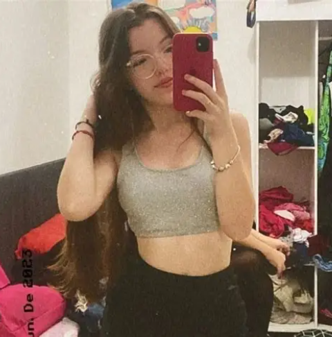 <em><strong>Andrea Q.</strong></em>
